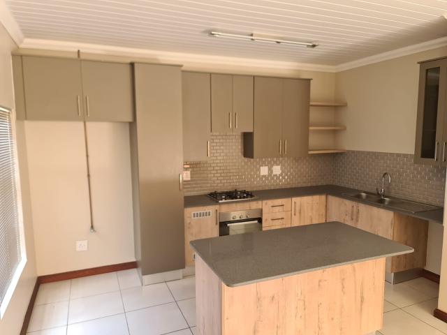 Townhouse for sale in Waterkloof, Gauteng