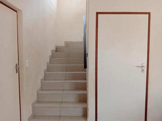 Townhouse for rent in Waterkloof, Gauteng