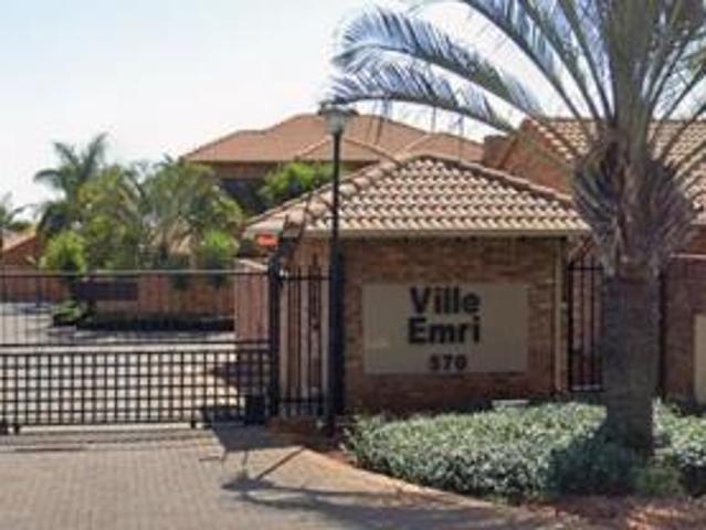 House for rent in Waterkloof, Gauteng