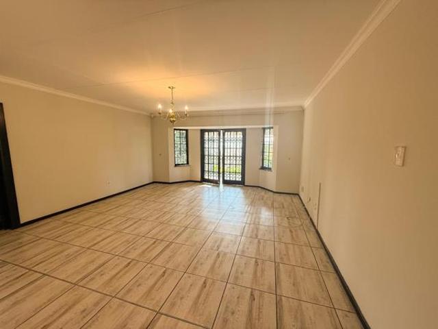 Townhouse for sale in Umgungundlovu, Kwazulu-natal