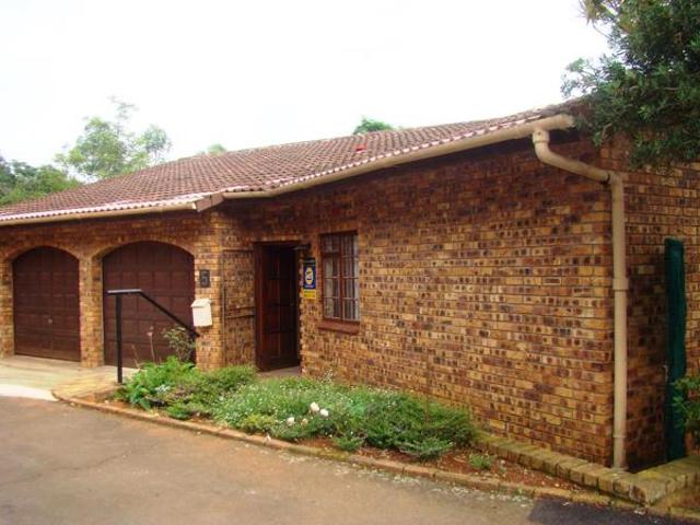 Townhouse for rent in Umgungundlovu, Kwazulu-natal