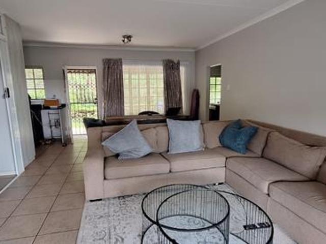 Townhouse for rent in Umgungundlovu, Kwazulu-natal