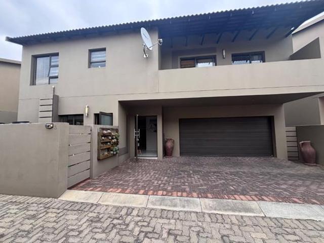 Townhouse for sale in Westonaria, Gauteng