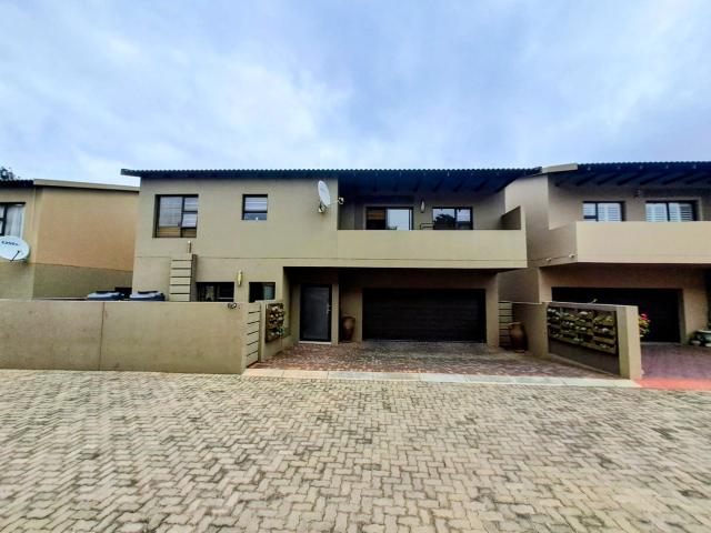 Townhouse for sale in Kagiso, Gauteng