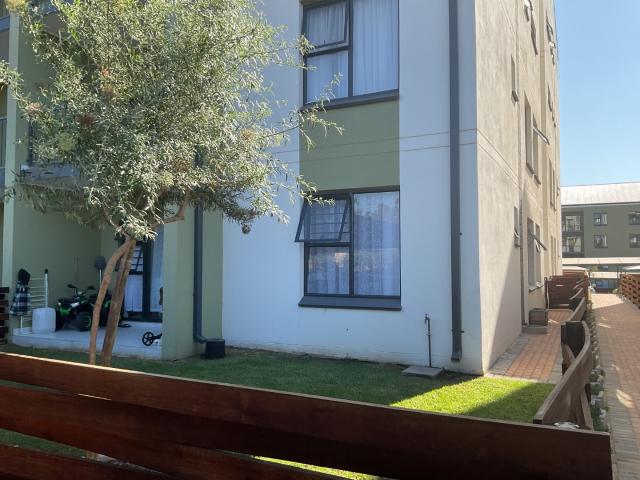 Townhouse for sale in Waterkloof, Gauteng