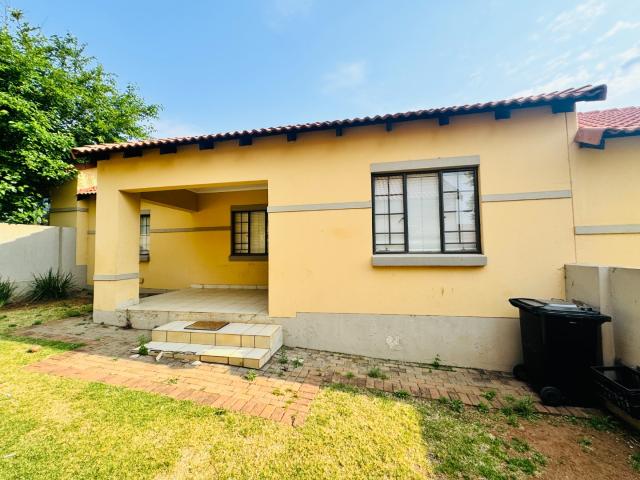 Townhouse for rent in Pretoria, Gauteng