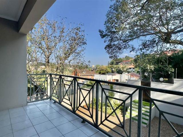 Townhouse for sale in Seaview, Kwazulu-natal