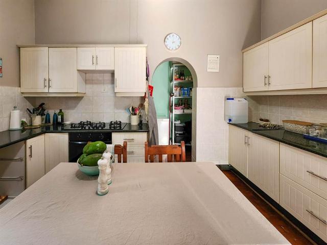 Townhouse for sale in Seaview, Kwazulu-natal
