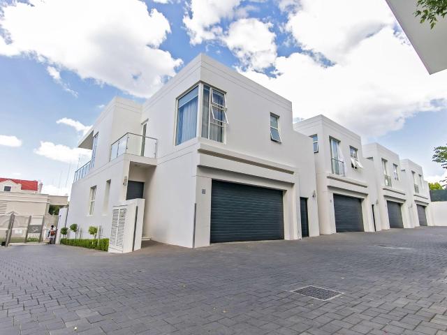 Townhouse for sale in Alexandra, Gauteng