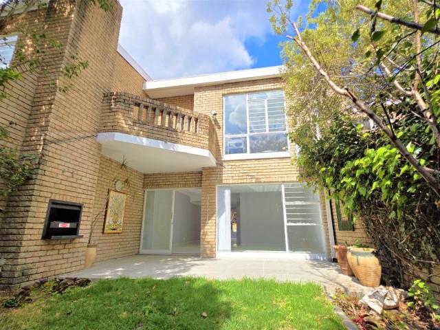 Townhouse for sale in Morningside, Sandton