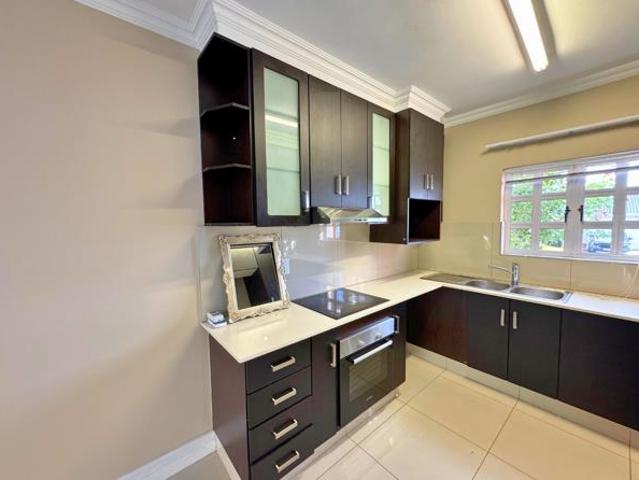 Townhouse for rent in Seaview, Kwazulu-natal