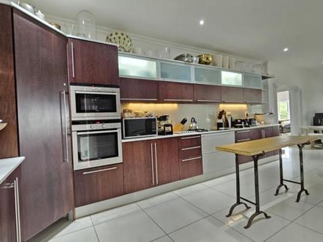 Townhouse for rent in Seaview, Kwazulu-natal