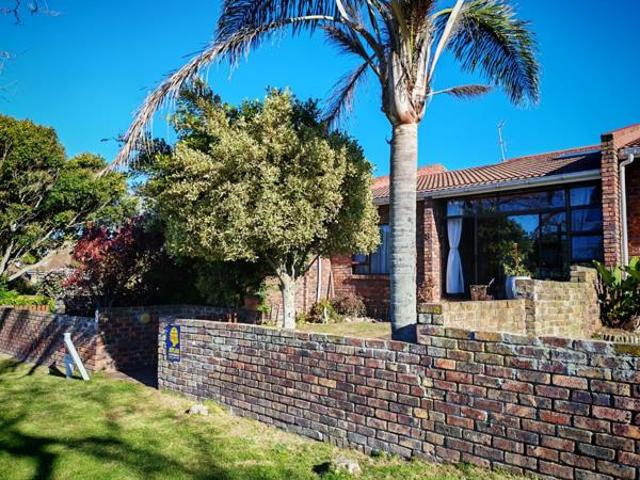 Townhouse for sale in Port Elizabeth, Eastern Cape