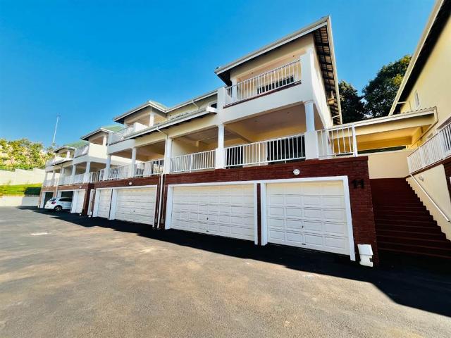 Townhouse for sale in Seaview, Kwazulu-natal