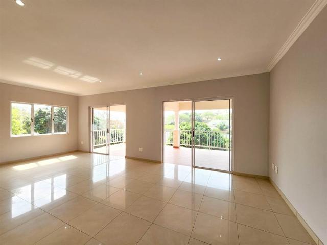 Townhouse for sale in Seaview, Kwazulu-natal
