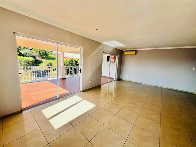 Townhouse for sale in Seaview, Kwazulu-natal