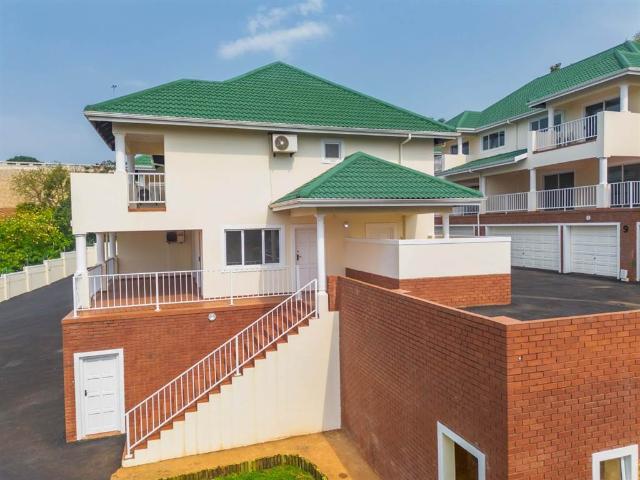 Townhouse for sale in Seaview, Kwazulu-natal