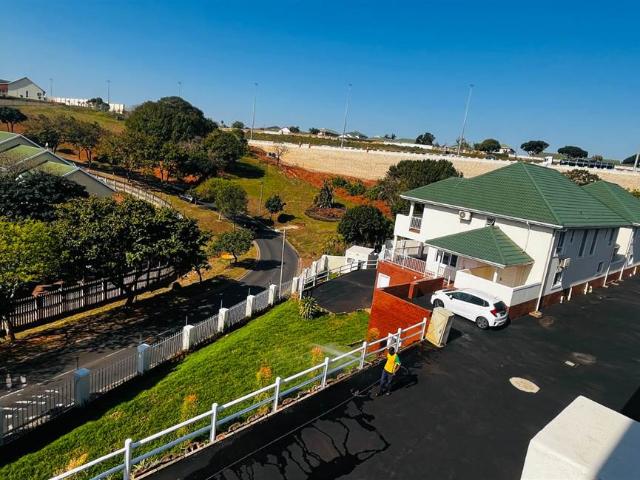 Townhouse for sale in Seaview, Kwazulu-natal