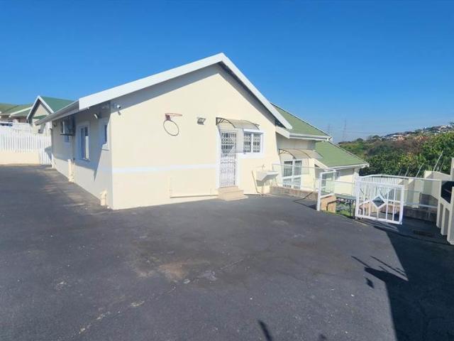 Townhouse for sale in Seaview, Kwazulu-natal