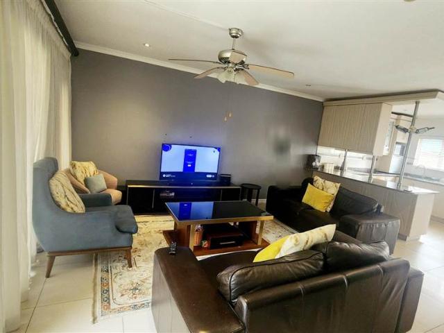 Townhouse for sale in Seaview, Kwazulu-natal