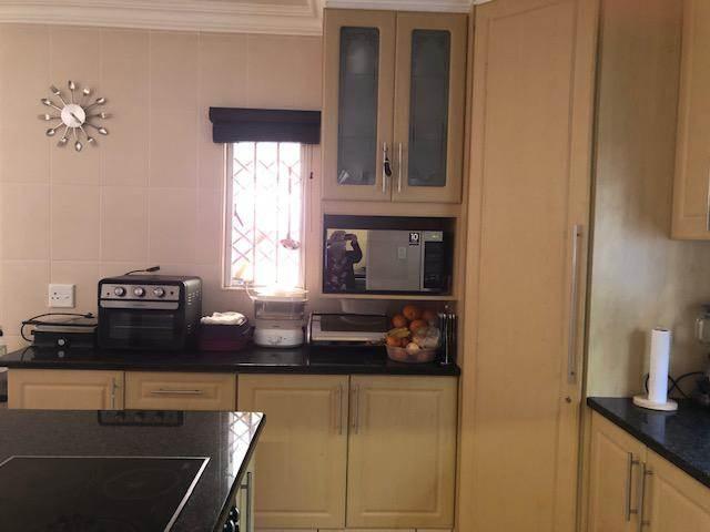Townhouse for sale in Seaview, Kwazulu-natal