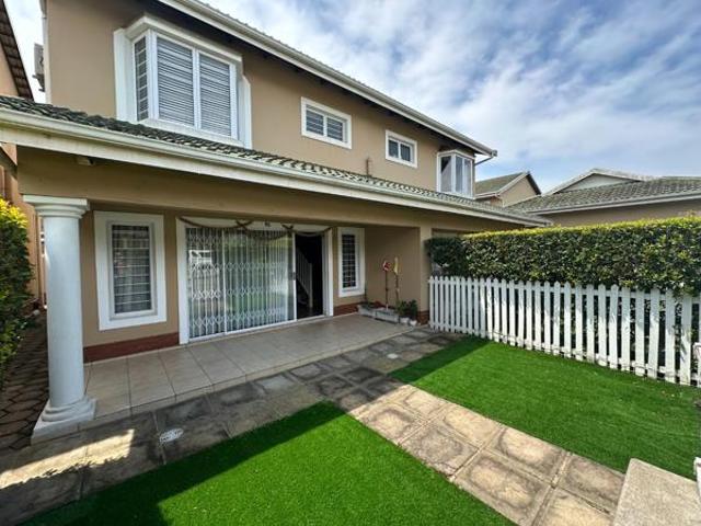 Townhouse for sale in Seaview, Kwazulu-natal
