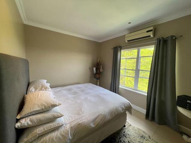 Townhouse for rent in Seaview, Kwazulu-natal