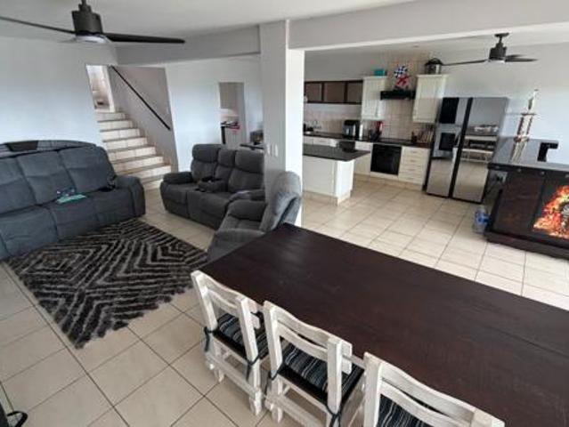 Townhouse for sale in Ugu District Municipality, Kwazulu-natal
