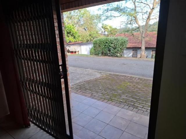 Townhouse for rent in Ugu District Municipality, Kwazulu-natal