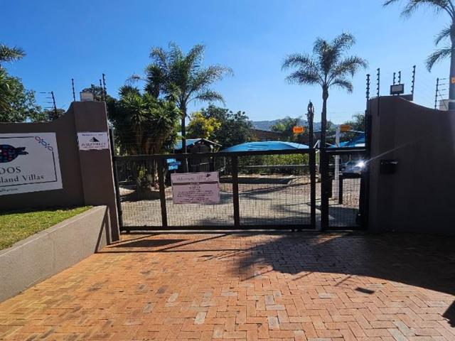 Townhouse for sale in Vosloorus, Gauteng