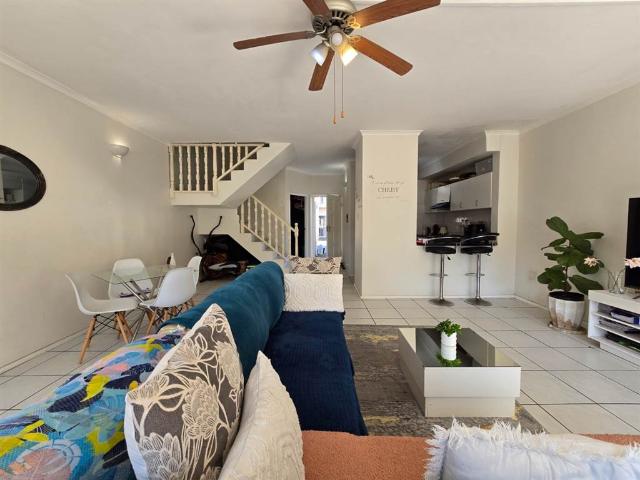 Townhouse for sale in Seaview, Kwazulu-natal