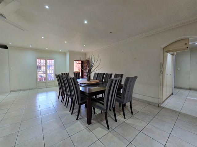 Townhouse for sale in Seaview, Kwazulu-natal
