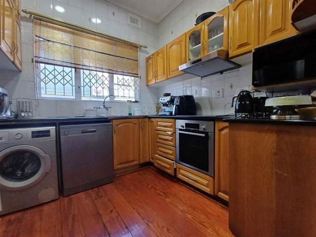Townhouse for sale in Seaview, Kwazulu-natal