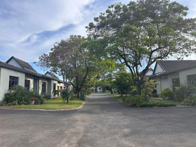 Townhouse for sale in UMhlathuze Municipality, Kwazulu-natal