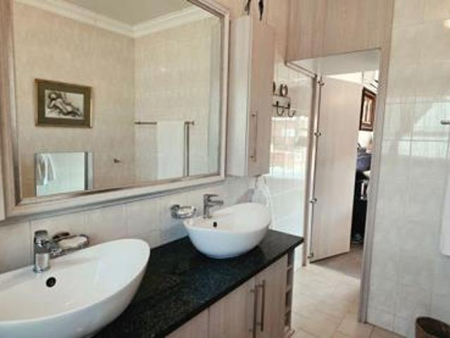 Townhouse for sale in Lejweleputswa, Free State