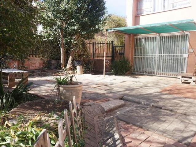 Townhouse for sale in Bloemfontein, Free State