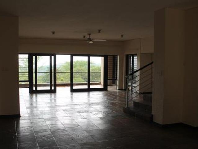 Townhouse for sale in Ehlanzeni, Mpumalanga