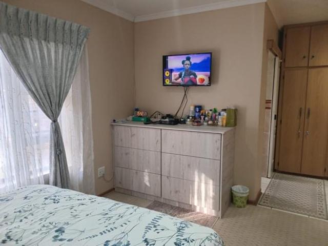 Townhouse for sale in Frances Baard, Northern Cape