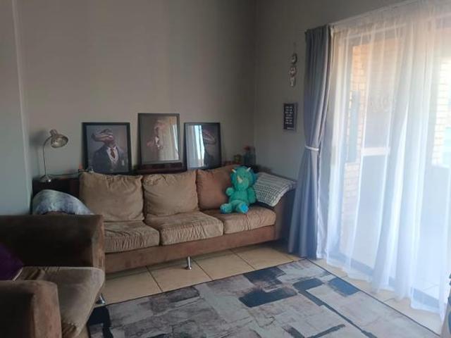 Townhouse for rent in Jansenpark, City of Ekurhuleni Metropolitan Municipality