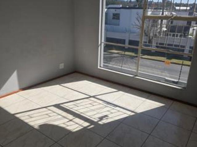 Townhouse for rent in Ekurhuleni, Gauteng