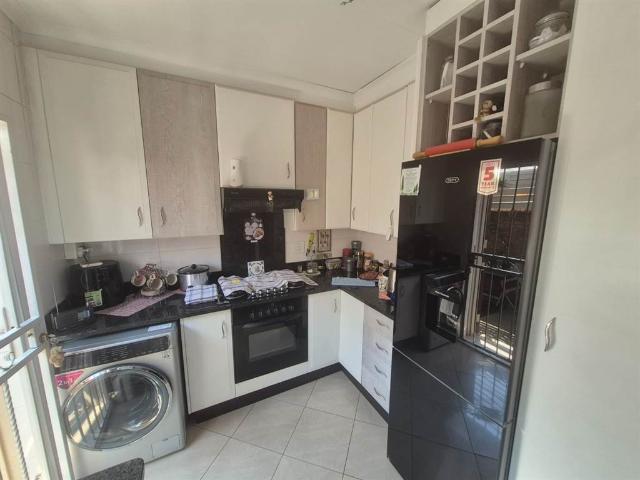 Townhouse for sale in Ekurhuleni, Gauteng