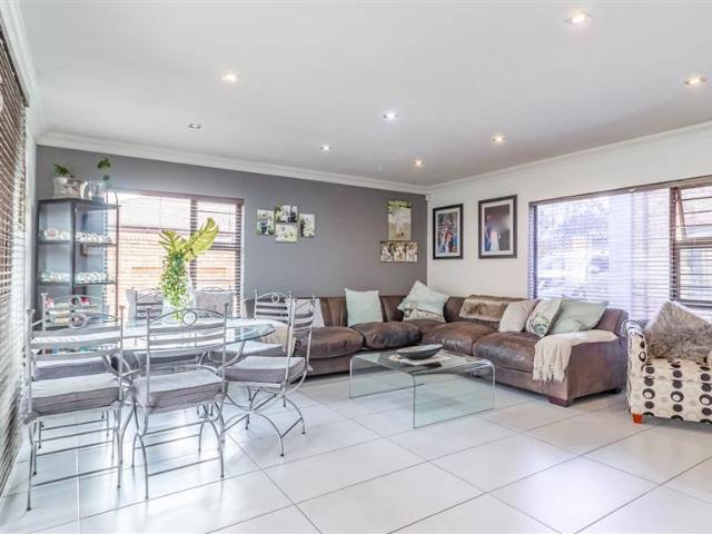 Townhouse for sale in Ekurhuleni, Gauteng