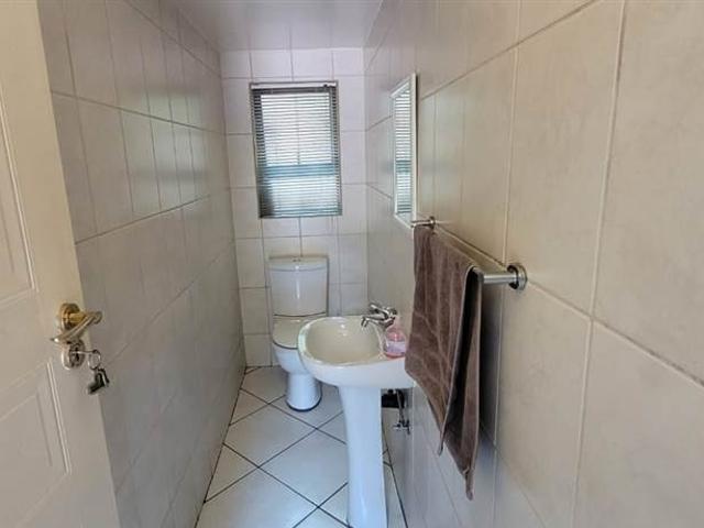 Townhouse for sale in Ekurhuleni, Gauteng