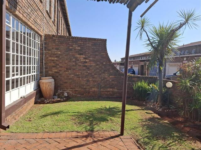Townhouse for sale in Ekurhuleni, Gauteng