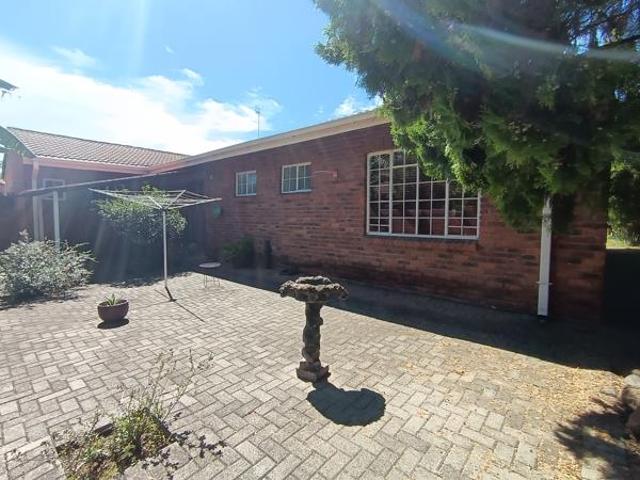 Townhouse for sale in Kwazulu-natal