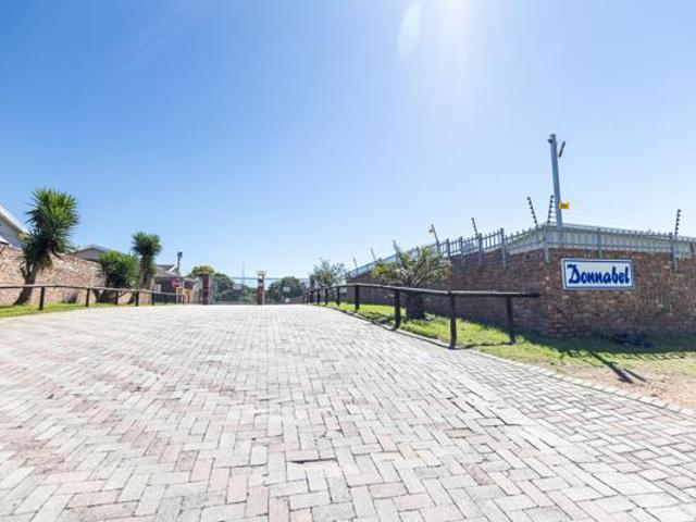 Townhouse for sale in Nelson Mandela Bay Ward 18, Nelson Mandela Bay Metropolitan Municipality