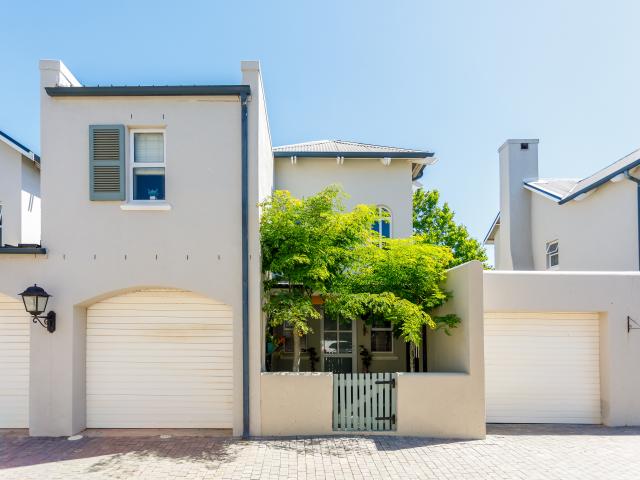 Townhouse for rent in Pniel, Western Cape