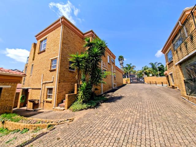 Townhouse for sale in Kagiso, Gauteng