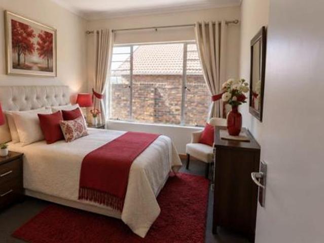 Townhouse for rent in Westonaria, Gauteng