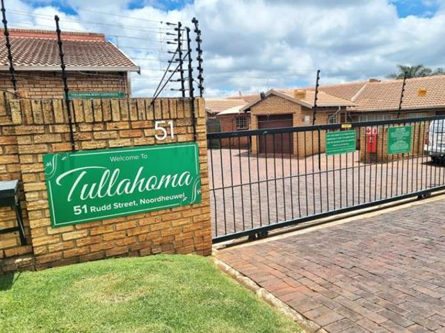 Townhouse for sale in Westonaria, Gauteng